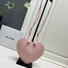 Aiaia Round Bags